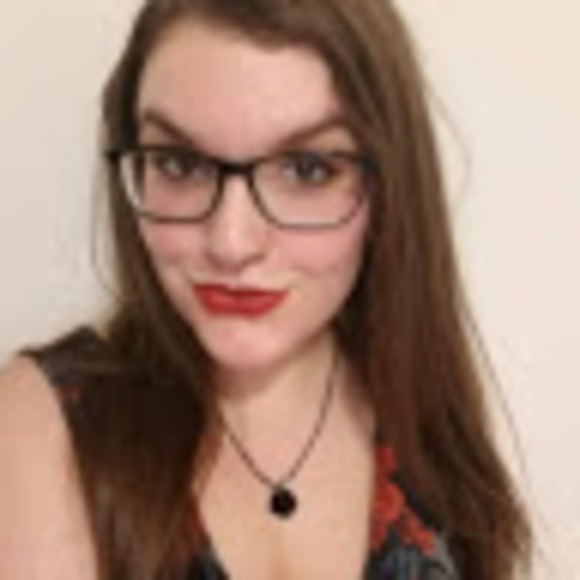 Meet your Posher, Emilie-pier - Picture 1 of 1